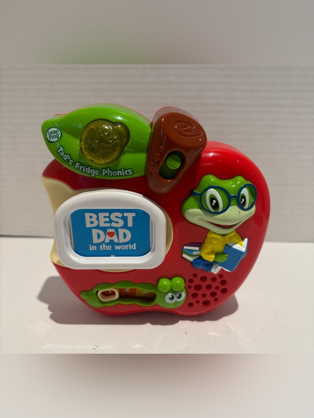 LEAPFROG TAD'S APPLE FRIDGE PHONICS WITH BEST DAD IN THE WORLD